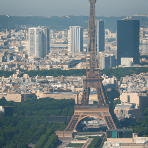 מבט אווירי של מגדל אייפל עם הנוף העירוני של פריז ברקע